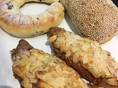 巴坦木仁羊角-Dough&Joe团憩(瑞虹天地月亮湾店)