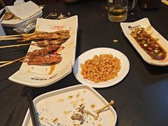 -哈尔滨小酒馆·鲜肉现穿自助烧烤(康新花园店)