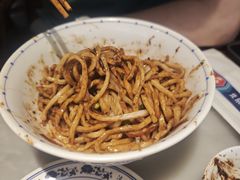 老北京炸酱面-海碗居(王府井店)