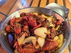 -叽叽扎扎烤肉场(生态城万达店)