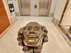 -乐蓬马歇百货公司(Rive Gauche)