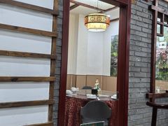 -湖南人家湘菜馆(镇江路店)