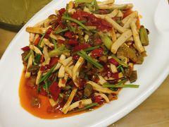 酸辣黄喉-勇猛子川菜馆(新军路店)