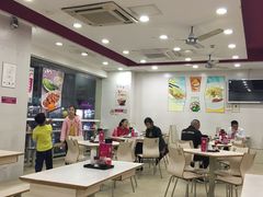 大堂-华辉拉肠(广园店)