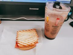 -星巴克(北京中关村北京国际店)