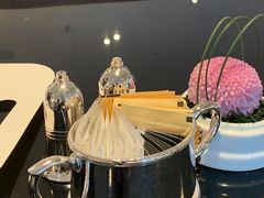 餐具摆设-王府半岛酒店·大堂茶座