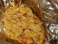 锡纸酸菜-小桂林烧鸽子