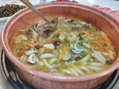 -菌海森林·非遗野生菌火锅(西山区滇池路摩根道店)