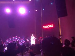 -TZ House音乐现场(来福士中心店)