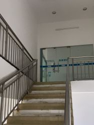 -爱婴室(上海浦建路店)