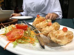 招牌沙汁大虾球-T館·花园艺术餐厅
