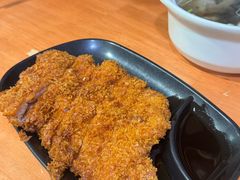 -莱莱小笼·乔艾