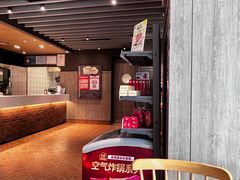 -肯德基(湾畔店)