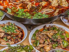 -鸿顺老铁锅美蛙鱼府(解放碑店)