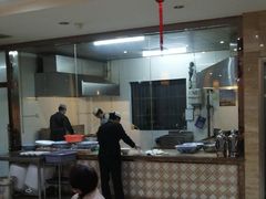 大堂-黄家泡馍馆·非遗老字号·清真(凤九海荣名城店)