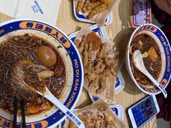 -魔都三兄弟酸辣粉·蘸卤炸串(虹桥万科店)