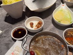 -德天肥牛海鲜火锅(城西银泰店)