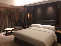 -中山利和希尔顿酒店