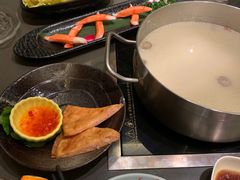 -捞王锅物料理(上海世茂广场店)