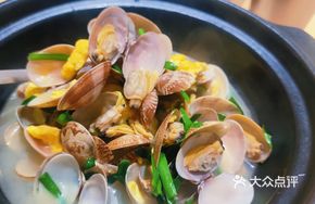 Clam Egg and Chives Stir-fry