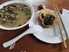 -宝瑞门钉肉饼店