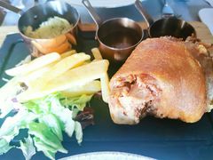 德国火焰咸猪肘-YUE·6·西式融合餐厅(外滩六号店)