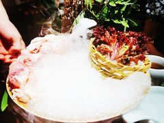 -洪氏嗨捞·广东猪肚鸡·椰子鸡火锅(西咸万象城店)
