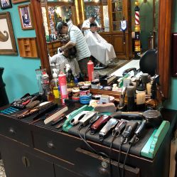 -小戈男士复古理发馆barber shop