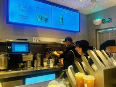 -喜茶(北京华贸购物中心店)