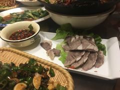 -百味地锅鸡(二店·财校分店)