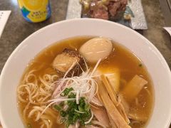 -香港ELEMENTS圆方