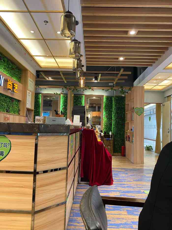 尚艺(世博广场)-"【项目】剪发尚艺在佛山很多连锁店,但据.