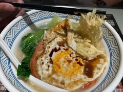 星爷火腿蛋公仔面-開籠雀冰室(同和金铂店)