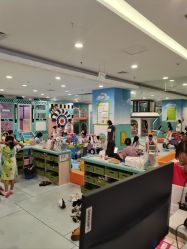 -孩子王童乐园(唐山万达广场店)