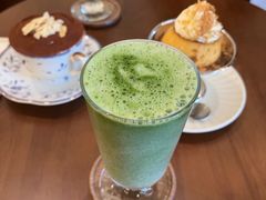 -Café Monson