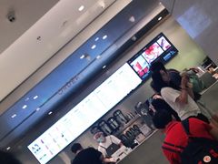 -喜茶(杭州滨江宝龙店)