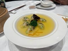 -景月阁空中食府(希尔顿酒店)