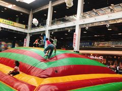 -蒙特利亲子乐园