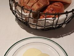 面包-Wolfgang’s Steakhouse 沃夫冈牛排馆(上海白玉兰广场店)