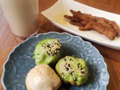 招牌霸王大虾生煎-鑫震源·苏式大虾生煎(山塘街店)