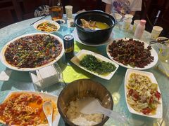 -华冠悠岚·庭院餐厅(青城后山店)