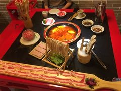 -在蜀里·一米肥牛老火锅(黄埔店)