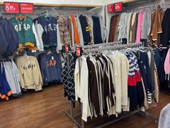 -GAP(王府井奥莱·香江小镇店)