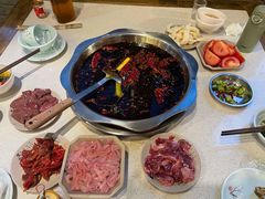 -九尺赵老四鲜鹅肠火锅