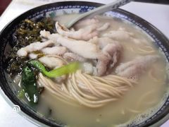 招牌黄鱼面-明呈黄鱼面馆(斜土路店)
