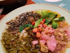 -八月美食小馆(银泰城总店)