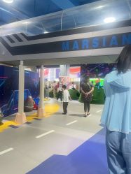 -欧酷世界动力星球(王府井奥莱UP TOWN店)