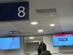 -蒙特利尔皮埃尔·埃利奥特·特鲁多国际机场