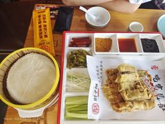 -肘子酥·天津捞面(德云社店)