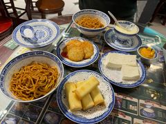 -广信牛奶甜品世家(台东店)